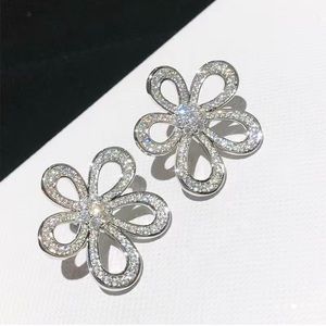 BRAND NEW Rhinestone Dazzling Silver Flower Stud Earrings -Perfect for any Event